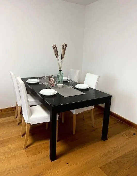 Cosy Apartment فيينا 0*,